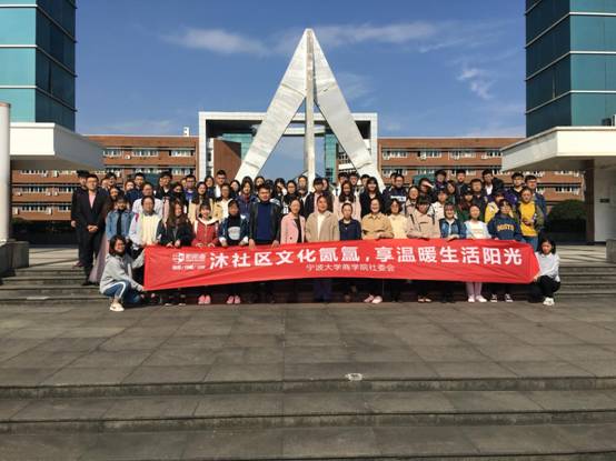 e3e4bfb1b6b3a02e3125233f0d3f1e8