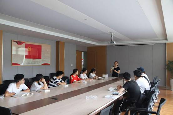  91沈先生
“下乡小分队”-开展口述历史主题讲座